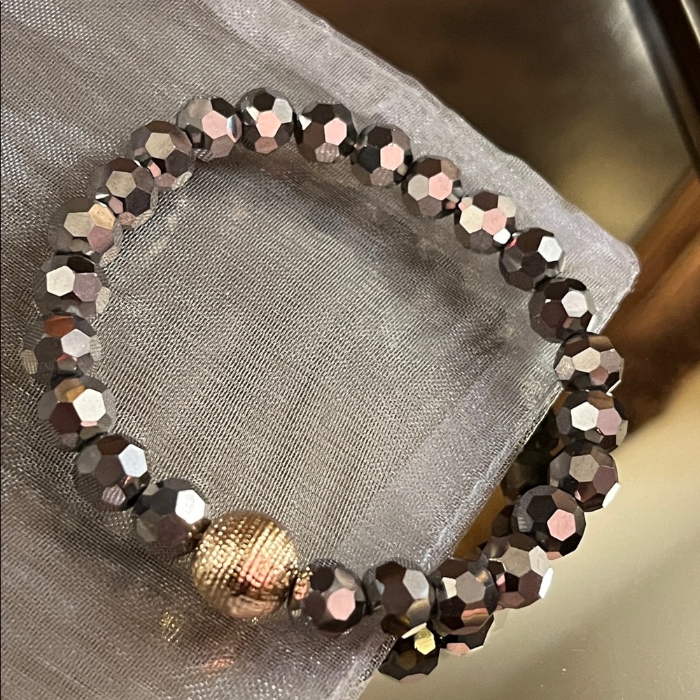 Chico’s Mixed Metal Beaded Stretch Bracelet - Picture 2 of 4